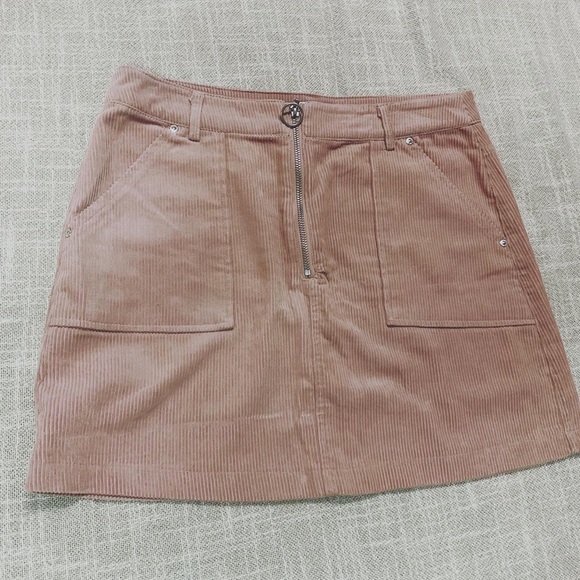 ✨2/$30✨ Pink Almost Famous Corduroy zipper front skirt - Picture 2 of 4